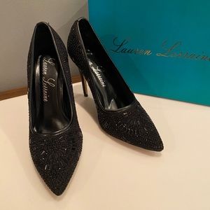 Lauren Lorraine Sarah Rose Embellished Pump.